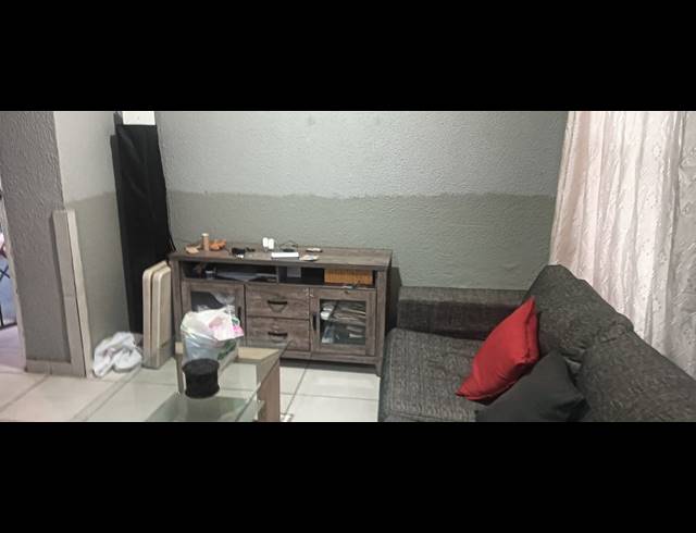2 BEDROOM FREEHOLD FOR SALE IN SALFIN